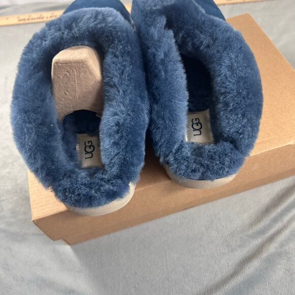 Ugg Cluggette Slippers women's size 10 - Picture 7 of 8